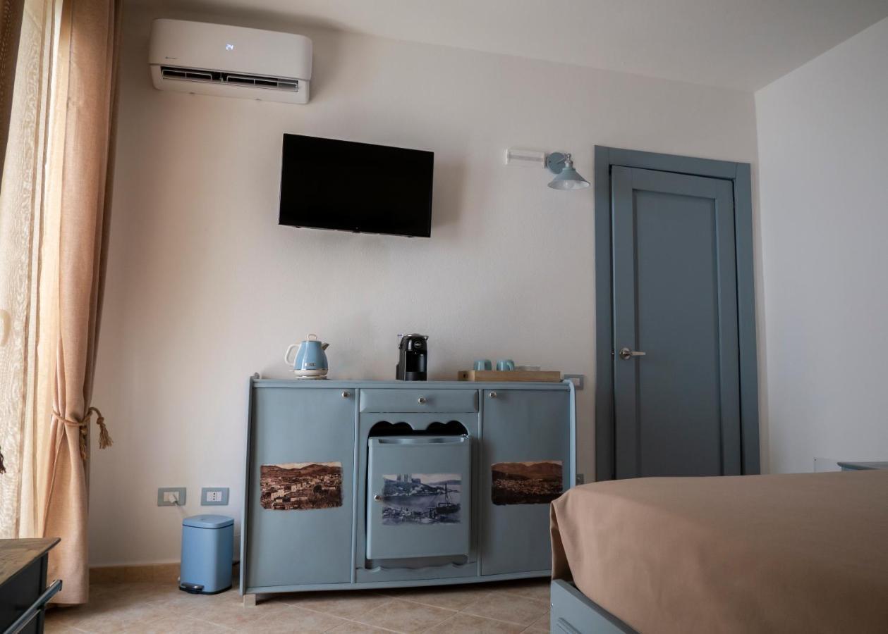 Domo Anna Hotel Villasimius Exterior photo