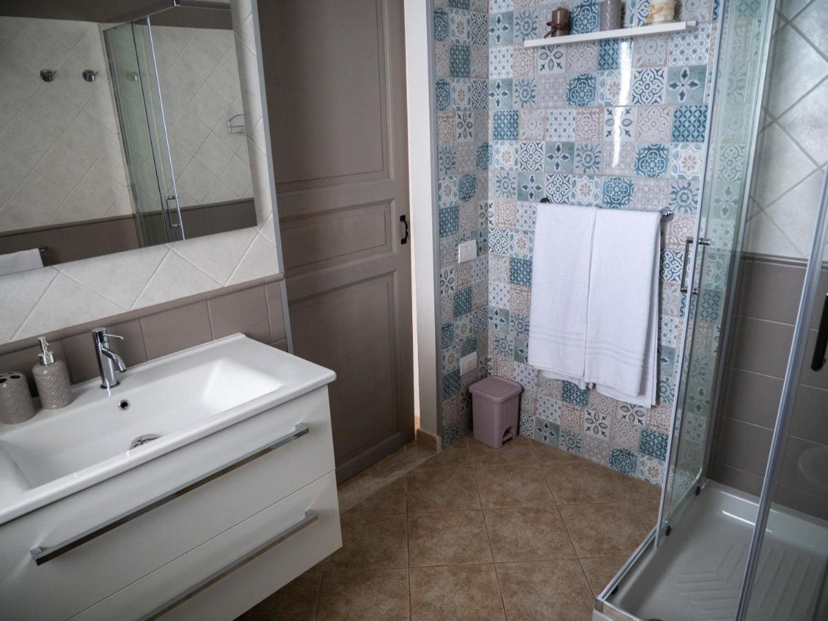 Domo Anna Hotel Villasimius Exterior photo